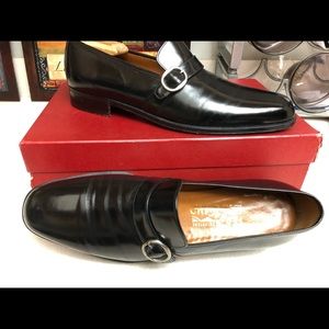 Beautiful 11.5 B ferragamo shoes